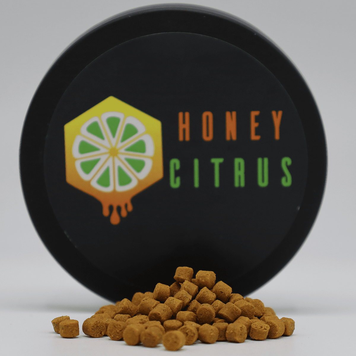 CC Solution Boilies Honey Citrus - Hard Feeding Pellets - 1KG - 4mm - Geel - KarperCentrale
