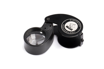 Nash Tackle PinPoint - Precision Sharpening LED Eye Glass - KarperCentrale