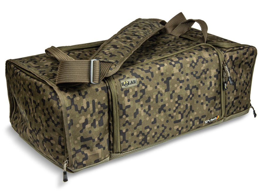 Solar Tackle SP C - Tech - Clothing Bag - Travel Bag - KarperCentrale