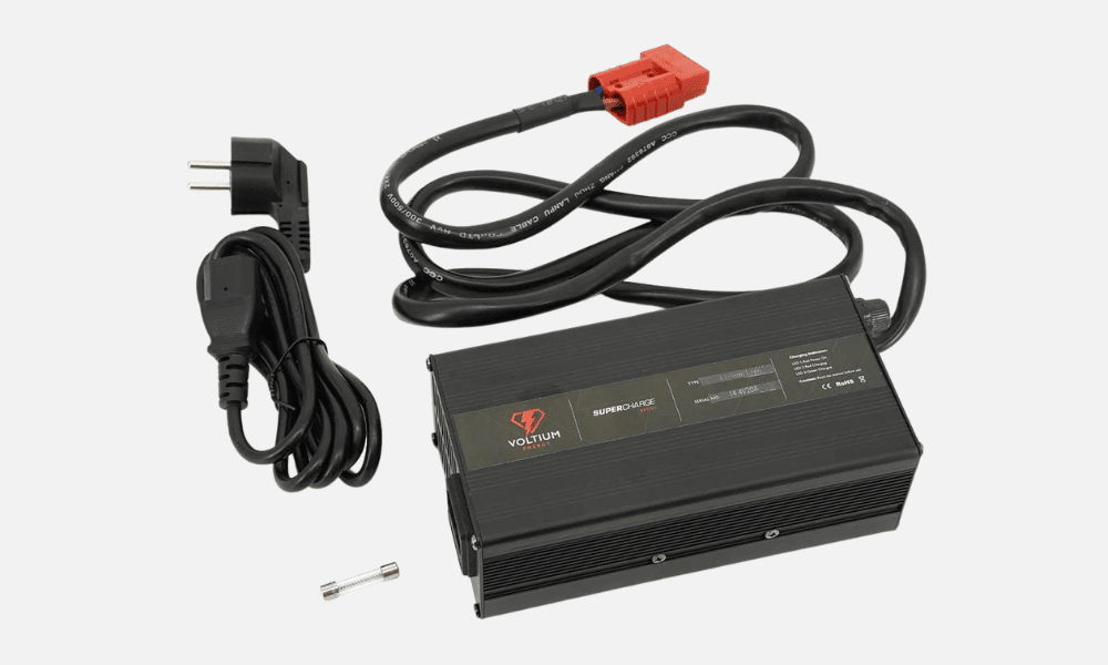 Voltium Lithium Batterijlader - 12V - 6A - KarperCentrale